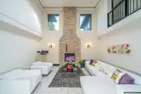 1068 HOLDOM AVENUE - thumbnail 11
