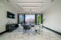 1068 HOLDOM AVENUE - thumbnail 16
