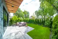 1 2777 E 27TH AVENUE - thumbnail 27