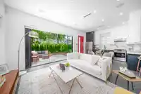 1 2777 E 27TH AVENUE - thumbnail 5