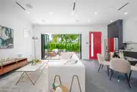 1 2777 E 27TH AVENUE - thumbnail 7