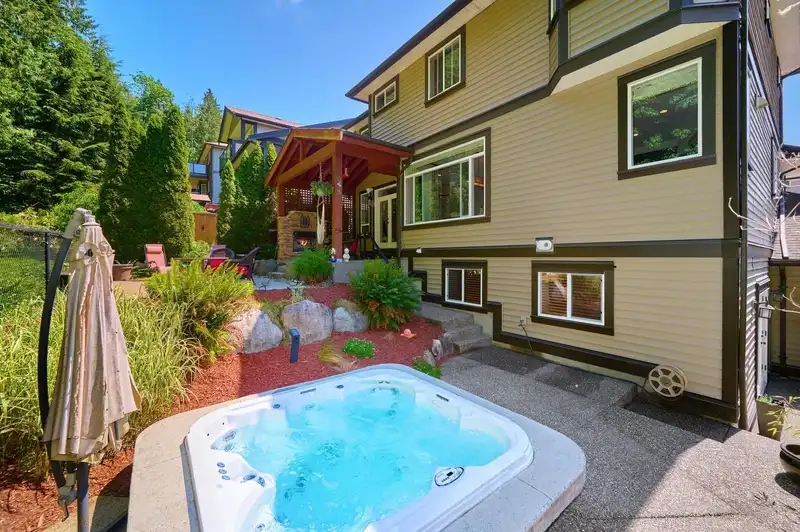 13451 235 STREET - photo 3 of 23
