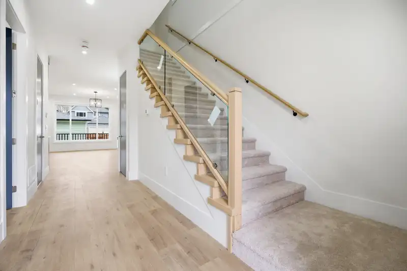 17130 1 AVENUE - photo 3 of 31
