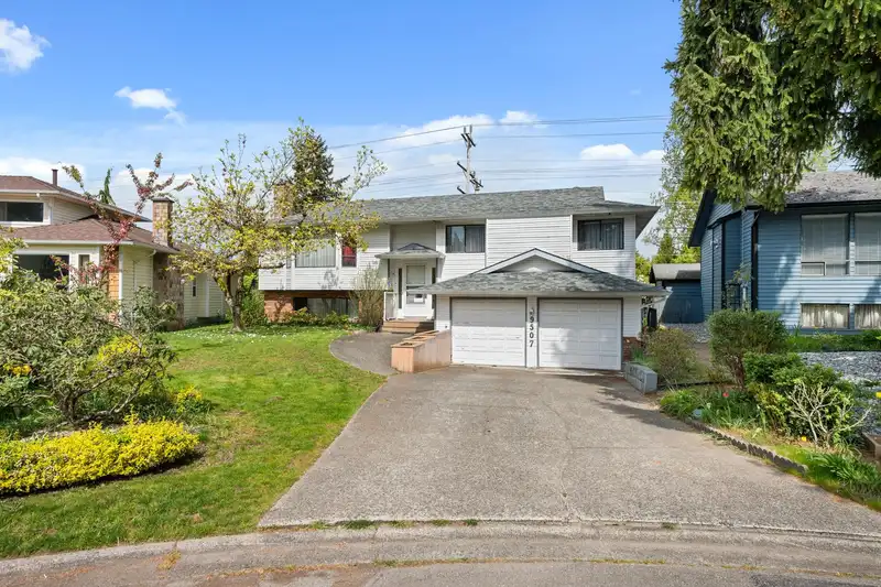 9507 204B STREET - photo 1 of 36