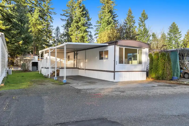 37 9080 198 STREET - photo 2 of 27