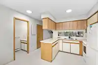 4 6631 COONEY ROAD - thumbnail 12