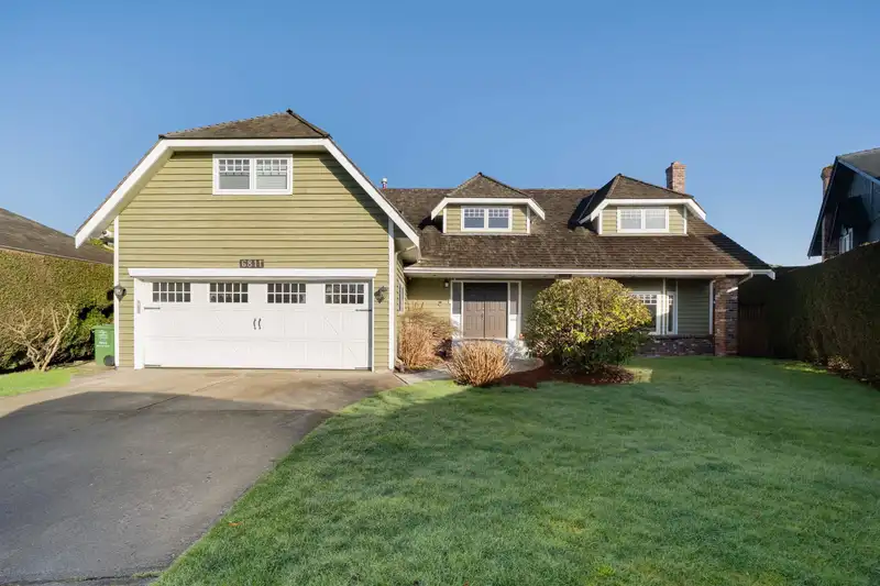 6811 JUNIPER DRIVE - photo 2 of 37