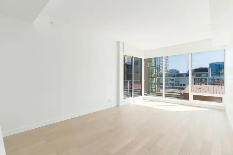 613 6688 PEARSON WAY - photo 4 of 21