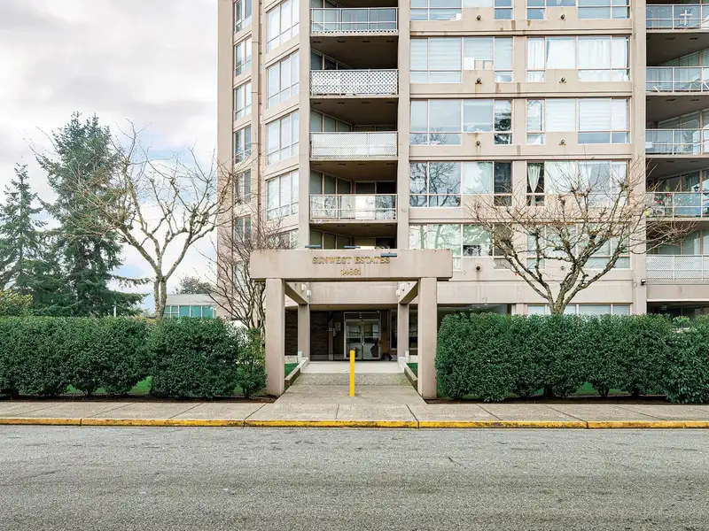 303 14881 103A AVENUE - photo 1 of 18