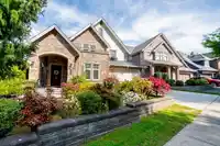 2712 163A STREET - thumbnail 3