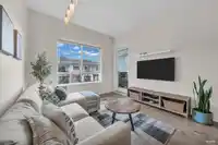 412 545 FOSTER AVENUE - thumbnail 2