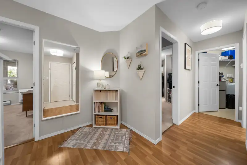 206 3172 GLADWIN ROAD - photo 4 of 34