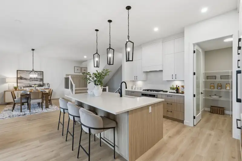 3408 DOUCETTE AVENUE - photo 3 of 18