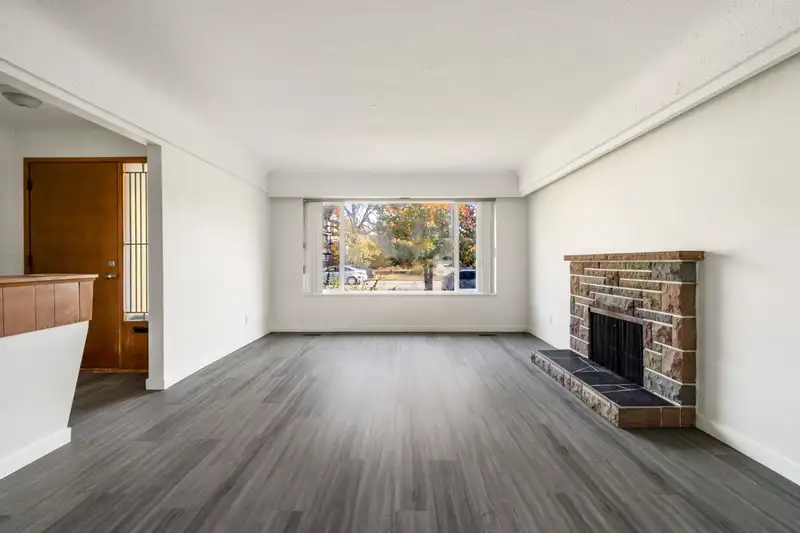 6527 TYNE STREET - photo 2 of 29