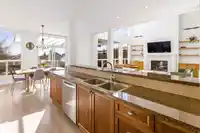 20518 67B AVENUE - thumbnail 9