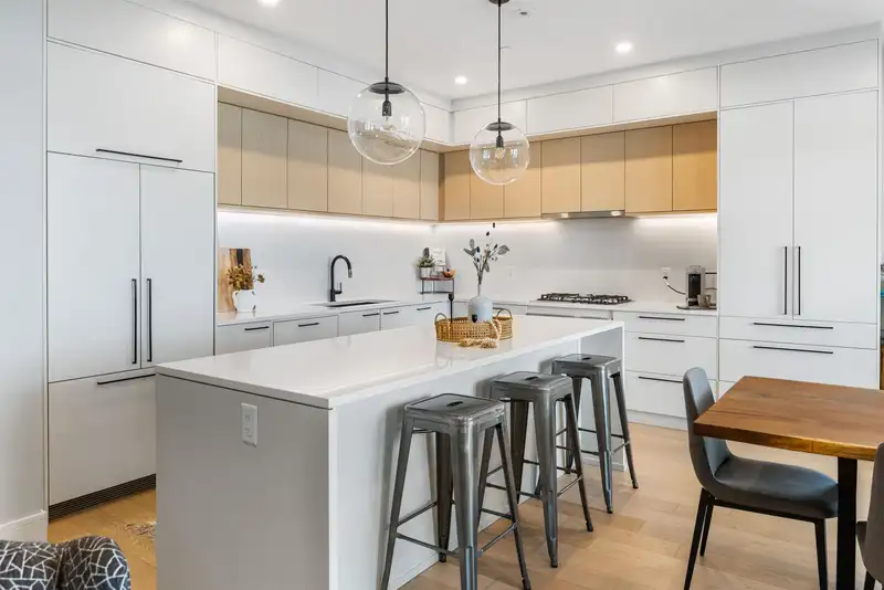 509 20416 PARK AVENUE - photo 1 of 35