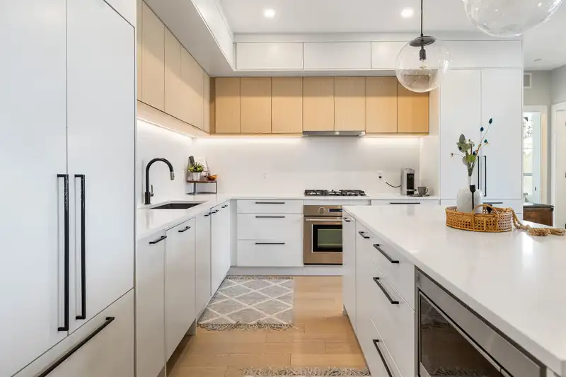 509 20416 PARK AVENUE - photo 3 of 35