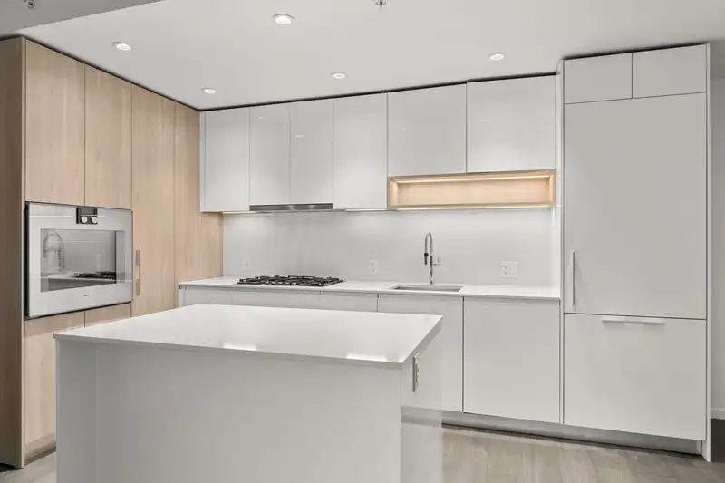 529 6300 MINORU BOULEVARD - photo 3 of 38
