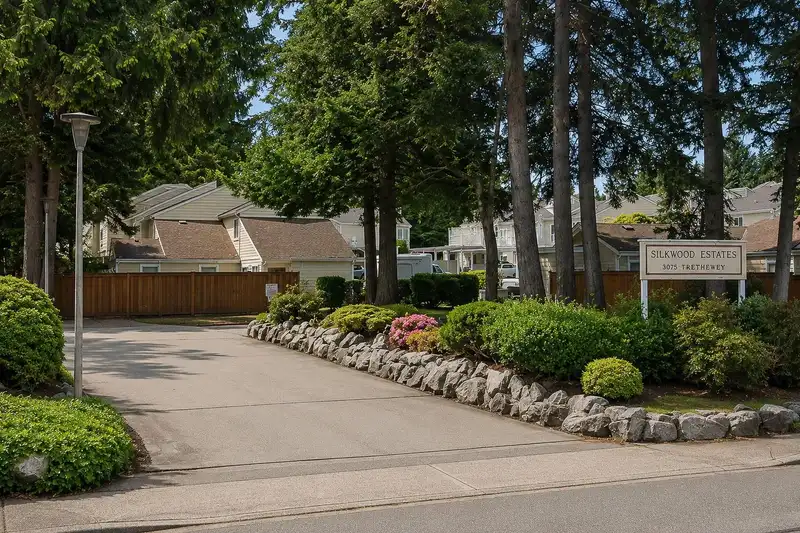 20 3075 TRETHEWEY STREET - photo 2 of 20