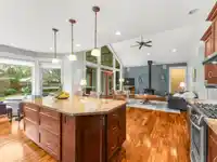 8997 MCALLISTER ROAD - thumbnail 11