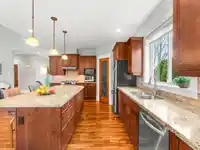 8997 MCALLISTER ROAD - thumbnail 10
