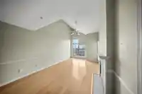 20 323 GOVERNORS COURT - thumbnail 12