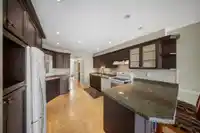 20 323 GOVERNORS COURT - thumbnail 18