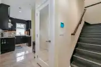 1178 E 12TH AVENUE - thumbnail 3