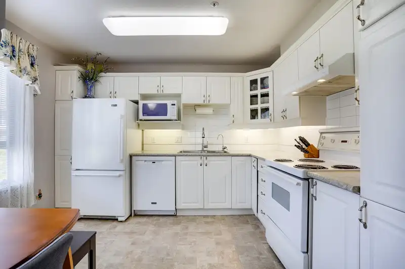 204 20145 55A AVENUE - photo 3 of 23