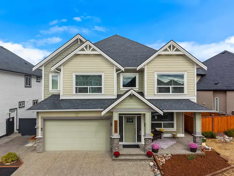 27649 LUNDEBERG AVENUE - photo 1 of 40