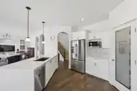 19661 73B AVENUE - thumbnail 8
