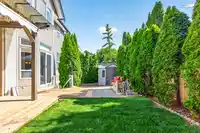 7039 200B STREET - thumbnail 33
