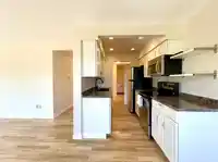 307 5127 IRVING STREET - thumbnail 2