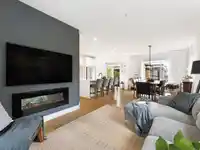 7 6897 201 STREET - thumbnail 15