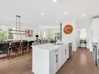 7 6897 201 STREET - thumbnail 9