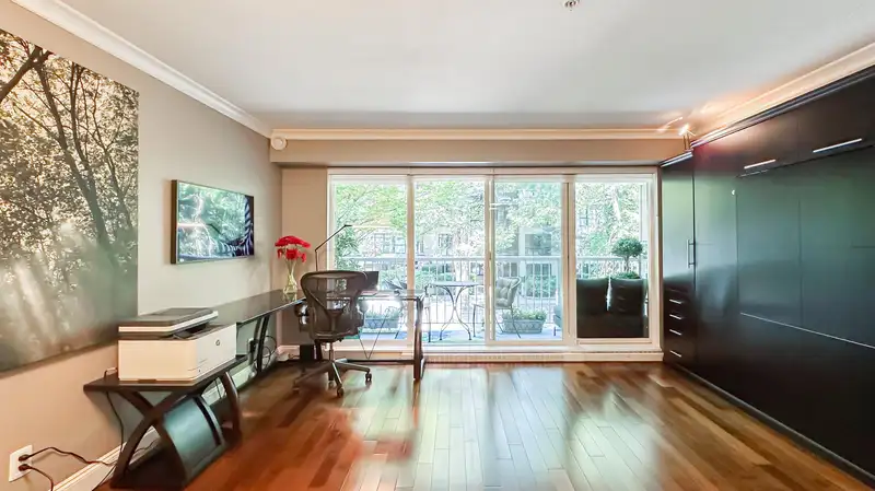 204 2628 YEW STREET - photo 1 of 7