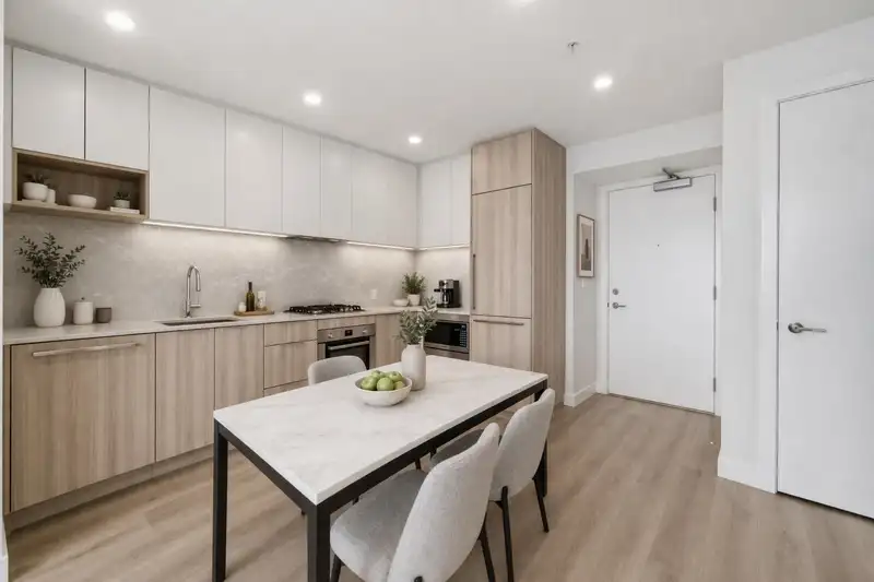 2505 6087 WILSON AVENUE - photo 3 of 26