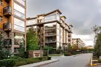 A115 20716 WILLOUGHBY TOWN CENTRE DRIVE - thumbnail 1