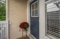 5 7179 201 STREET - thumbnail 4