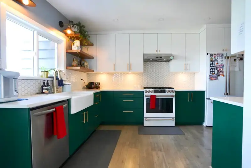 1215 NEPAL CRESCENT - photo 2 of 32