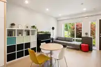 7675 GRANVILLE STREET - thumbnail 2