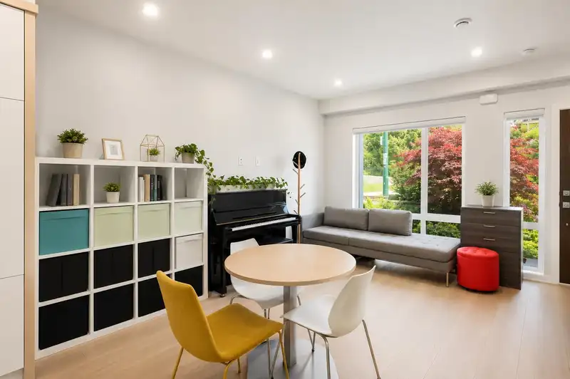7675 GRANVILLE STREET - photo 2 of 25