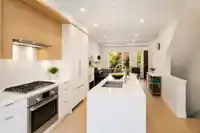 7675 GRANVILLE STREET - thumbnail 4