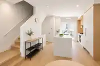 7675 GRANVILLE STREET - thumbnail 5