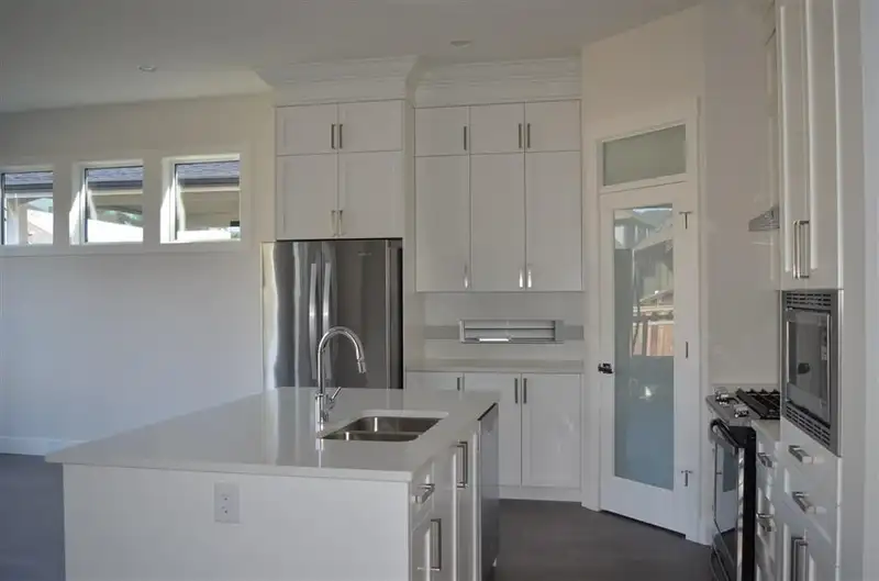 11036 BUCKERFIELD DRIVE - photo 2 of 25