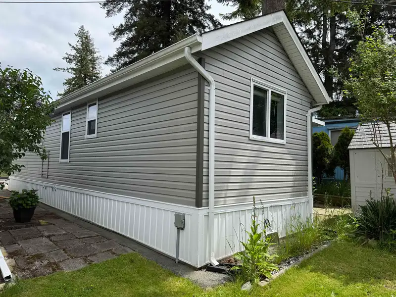 9 24330 FRASER HIGHWAY - photo 2 of 33