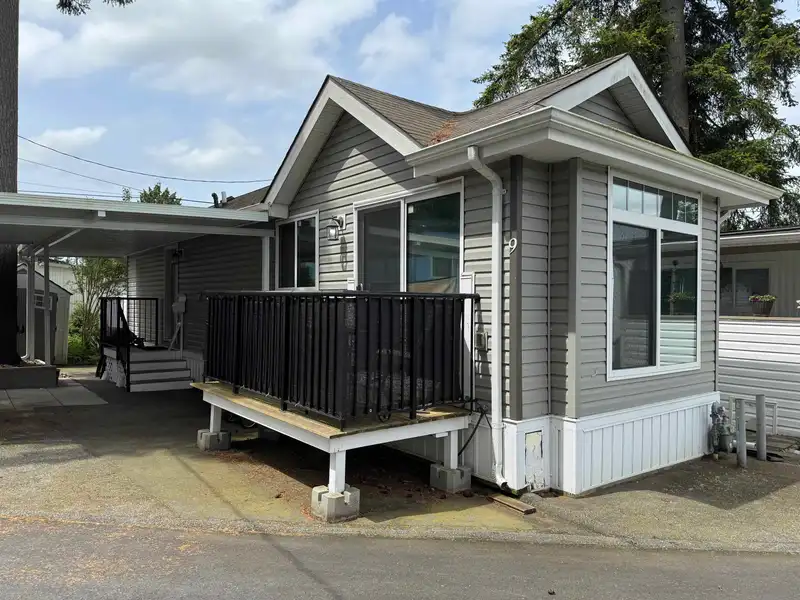 9 24330 FRASER HIGHWAY - photo 3 of 33
