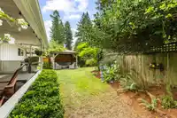 21678 MOUNTAINVIEW CRESCENT - thumbnail 28