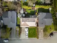 21247 94B AVENUE - thumbnail 32