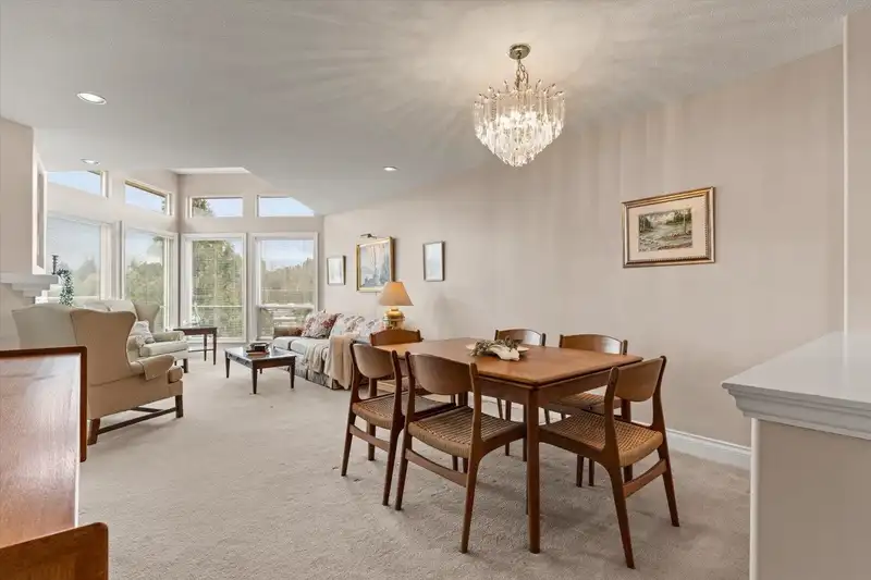 11 3354 HORN STREET - photo 3 of 40